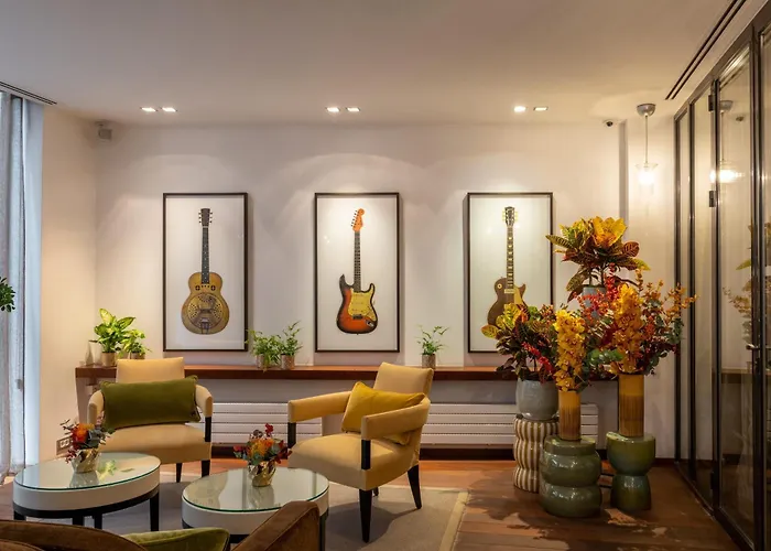 Le ColiséeHotel Parigi